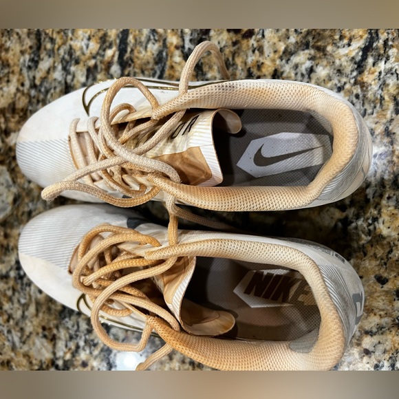 White and Gold Nike Vapor ultrafly 3 baseball metal spikes Size 8 - Picture 7 of 8